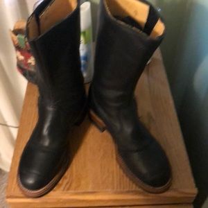 Men’s boots